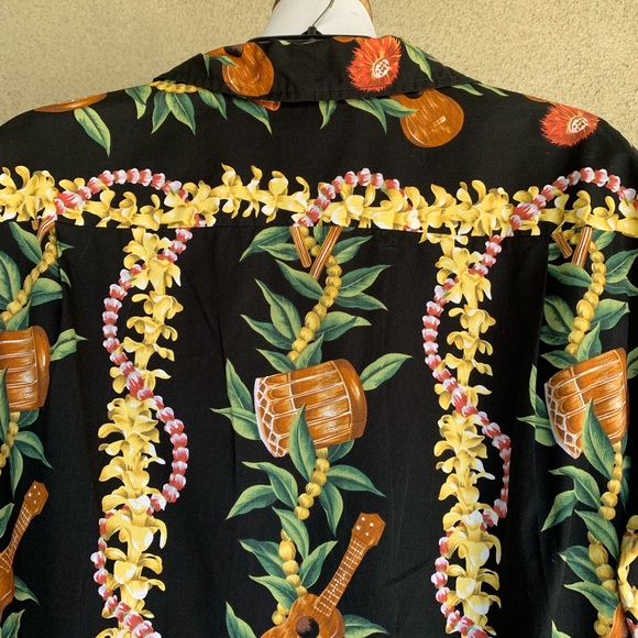 🌴 Malihini Hawaiian Aloha Shirt Instruments 🌴 - Picture 6 of 8